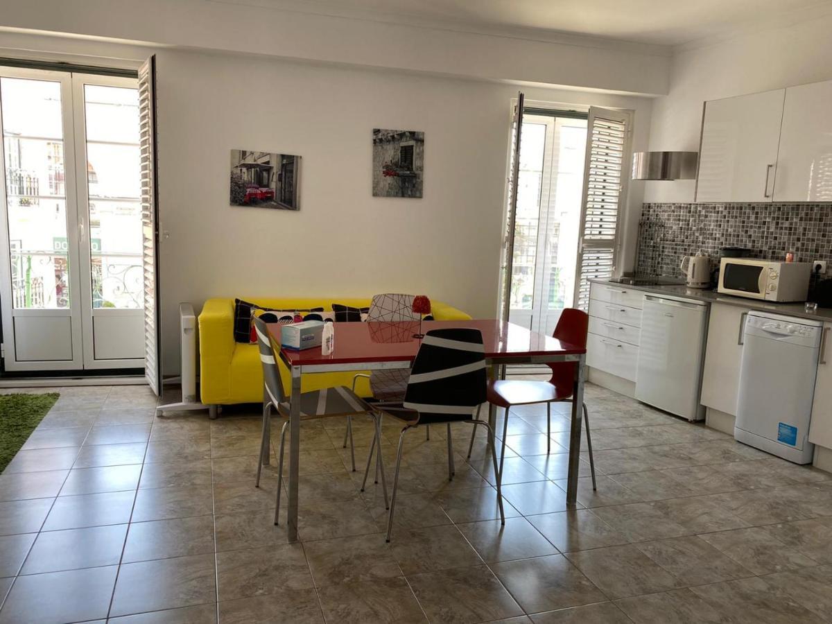 Alfama Apartment With Balcony Lisboa Dış mekan fotoğraf