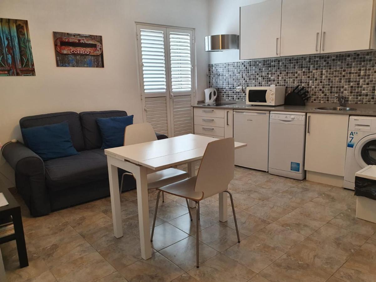 Alfama Apartment With Balcony Lisboa Dış mekan fotoğraf